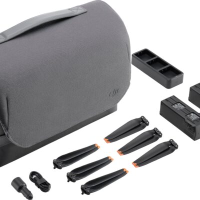 DJI - Mavic 3 Fly More Kit with 46min Intelligent Flight Battery and Propellers
